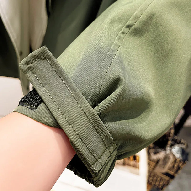 Scarlett – Elegant jacket with wind protection