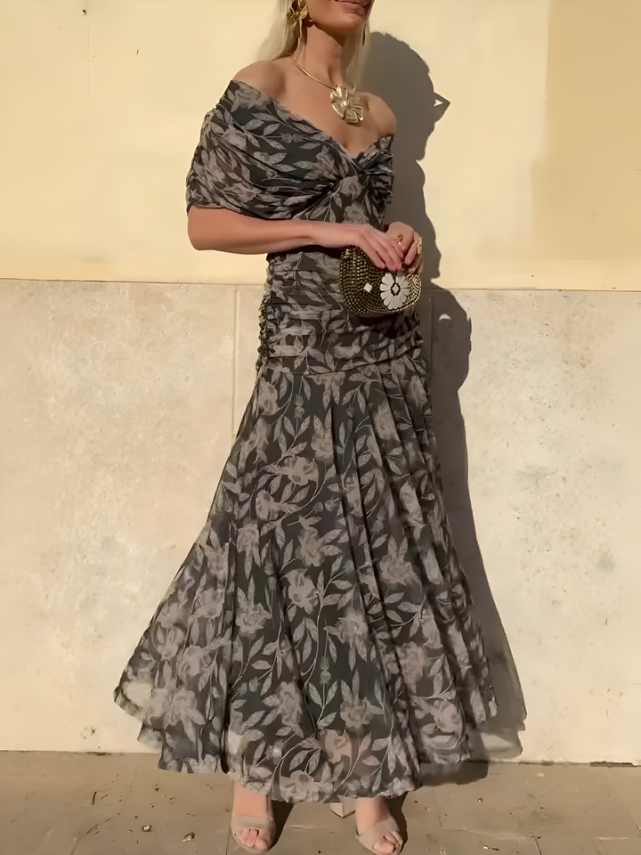 Fiona™ | The dress that celebrates your femininity