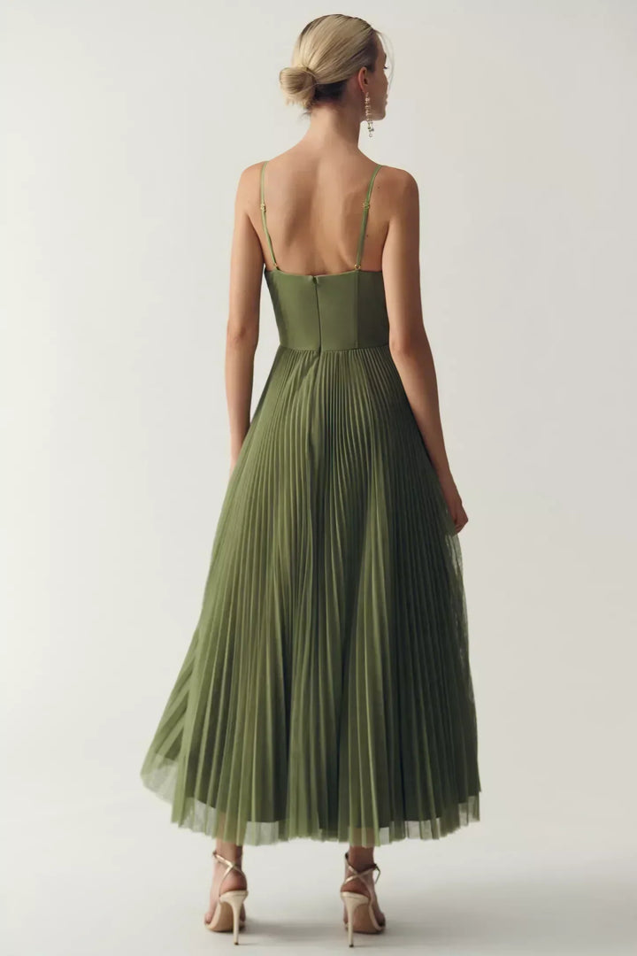 Evie - Elegant Dress