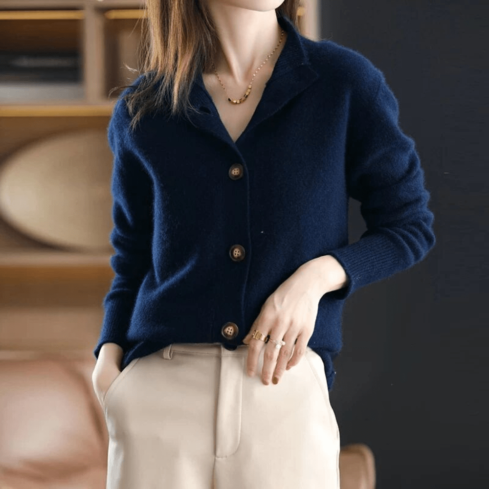 Alice® | Elegant Luxe Buttoned Cardigan