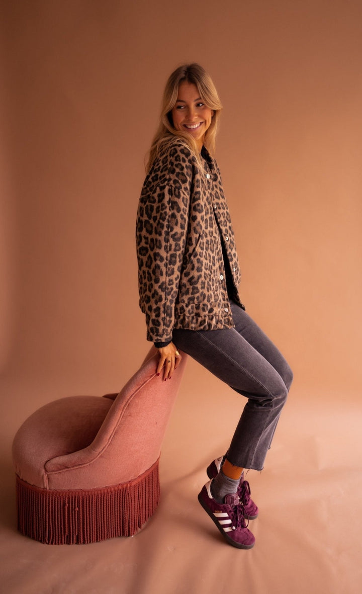Grace | Short Jacket with Leopard Print